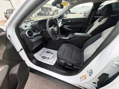 2026 Chevrolet Trax FWD 4dr LS