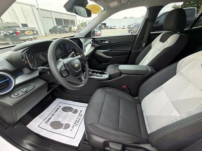 2026 Chevrolet Trax FWD 4dr LS