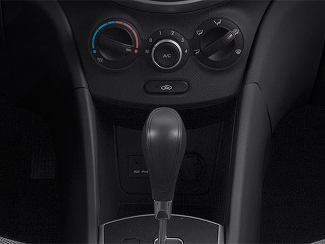 2013 Hyundai ACCENT 5dr HB Auto SE