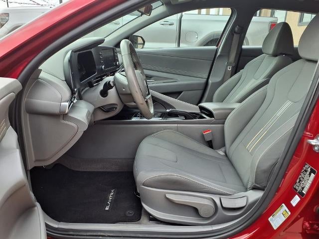 2025 Hyundai ELANTRA SEL Sport IVT