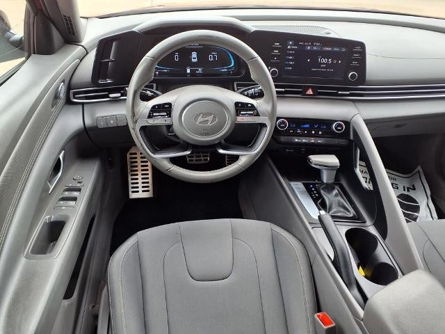 2025 Hyundai ELANTRA SEL Sport IVT