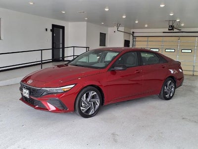 2025 Hyundai ELANTRA SEL Sport IVT