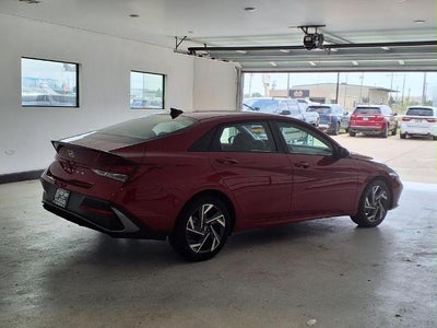 2025 Hyundai ELANTRA SEL Sport IVT