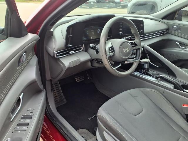 2025 Hyundai ELANTRA SEL Sport IVT