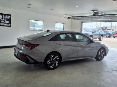 2025 Hyundai ELANTRA SEL Sport IVT