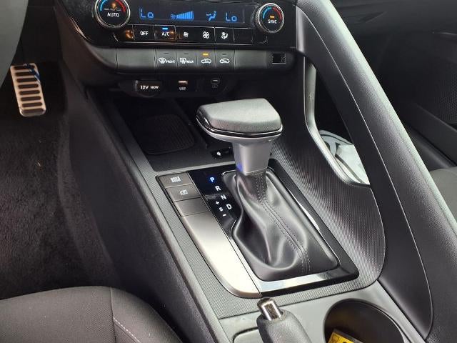 2025 Hyundai ELANTRA SEL Sport IVT