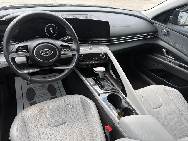 2023 Hyundai ELANTRA Limited IVT