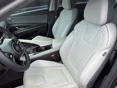2023 Hyundai ELANTRA Limited IVT
