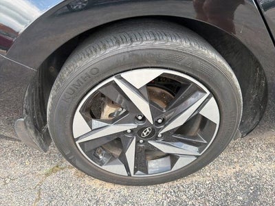 2023 Hyundai ELANTRA Limited IVT