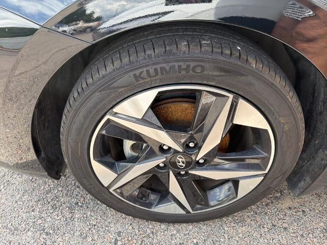 2023 Hyundai ELANTRA Limited IVT