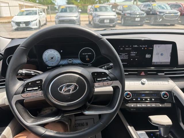 2023 Hyundai ELANTRA Limited IVT