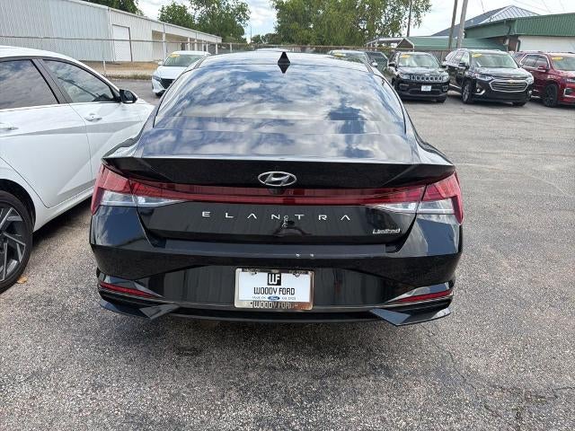 2023 Hyundai ELANTRA Limited IVT