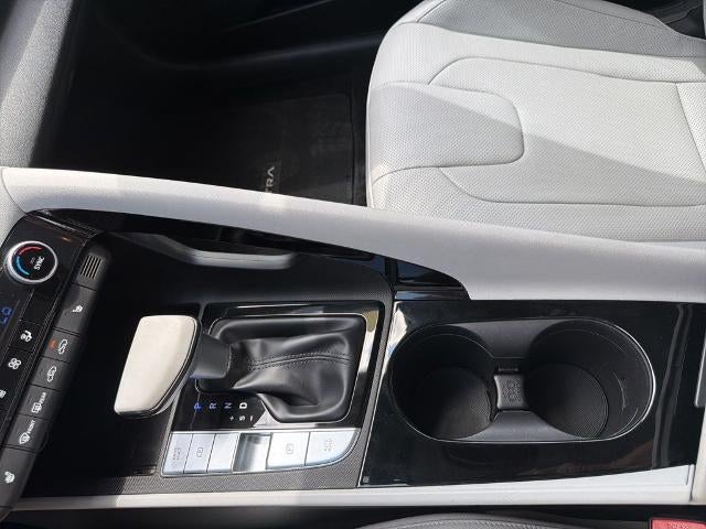 2023 Hyundai ELANTRA Limited IVT