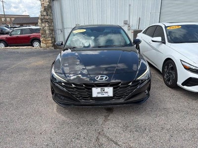 2023 Hyundai ELANTRA Limited IVT