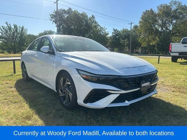 2025 Hyundai ELANTRA Limited IVT