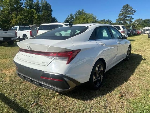 2025 Hyundai ELANTRA Limited IVT
