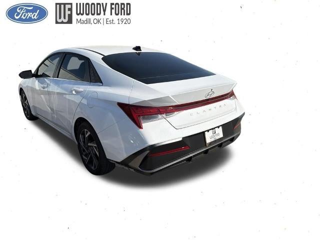 2025 Hyundai ELANTRA SEL Convenience IVT