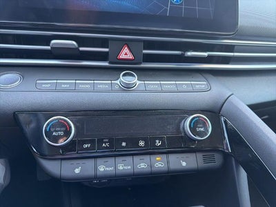 2025 Hyundai ELANTRA SEL Convenience IVT