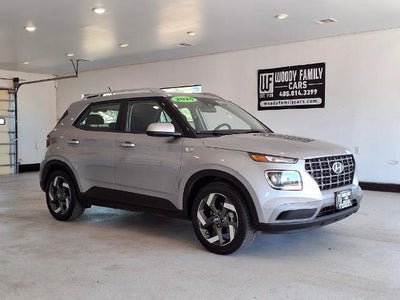 2025 Hyundai VENUE SEL IVT