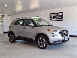 2025 Hyundai VENUE SEL IVT