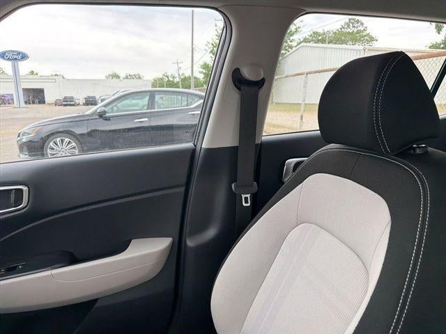 2025 Hyundai VENUE SEL IVT