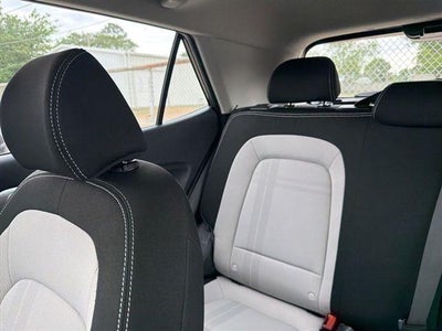 2025 Hyundai VENUE SEL IVT