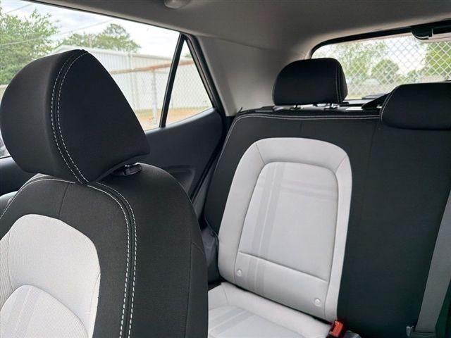 2025 Hyundai VENUE SEL IVT