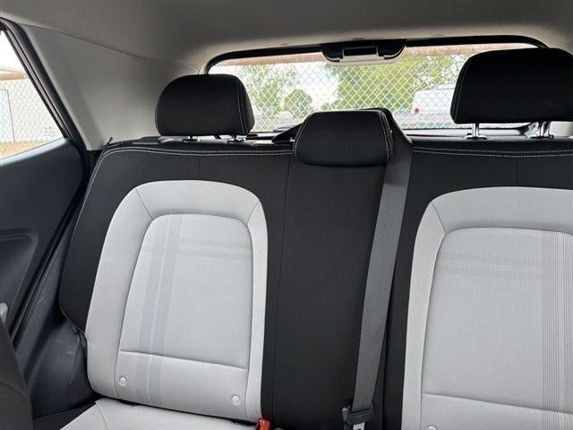 2025 Hyundai VENUE SEL IVT