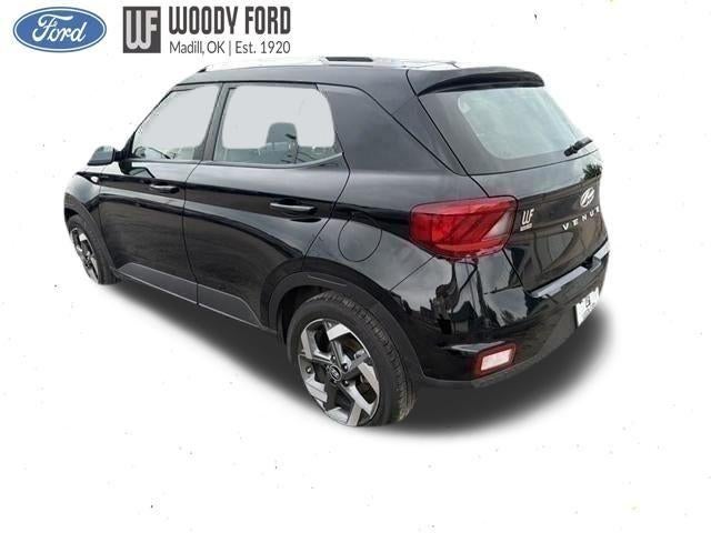 2025 Hyundai VENUE SEL IVT