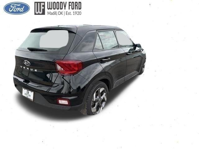 2025 Hyundai VENUE SEL IVT