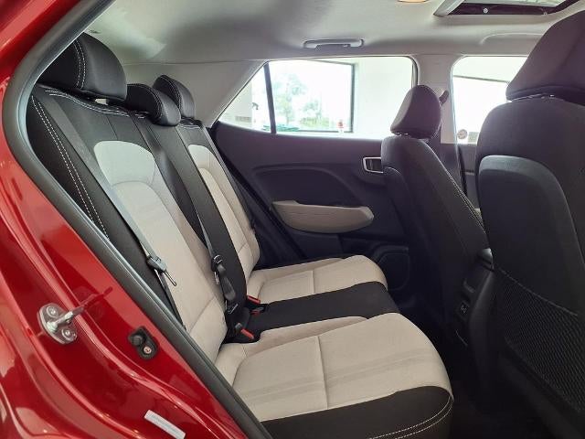 2025 Hyundai VENUE SEL IVT