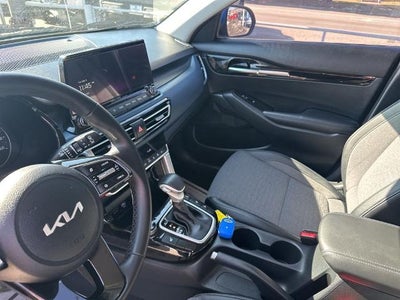 2023 Kia Seltos S IVT AWD