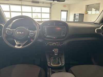 2023 Kia Soul LX IVT