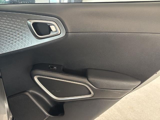 2023 Kia Soul LX IVT