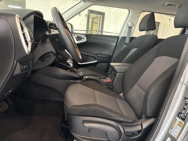 2023 Kia Soul LX IVT