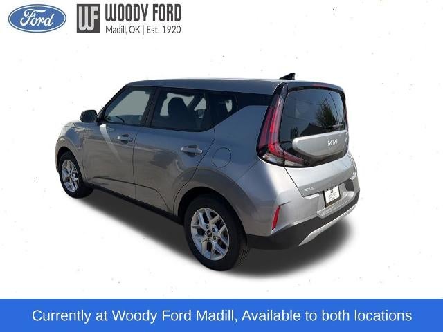 2024 Kia Soul LX IVT