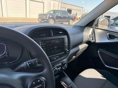 2025 Kia Soul LX FWD