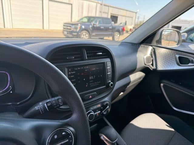 2025 Kia Soul LX FWD