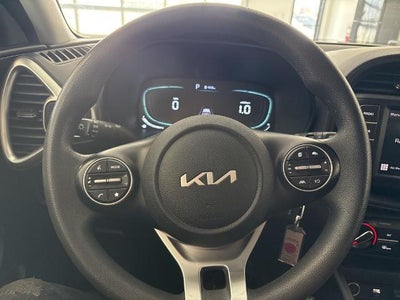 2023 Kia Soul LX IVT