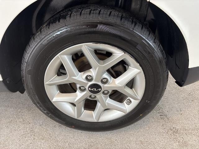 2023 Kia Soul LX IVT