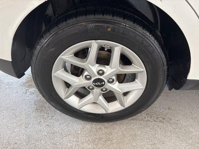2023 Kia Soul LX IVT