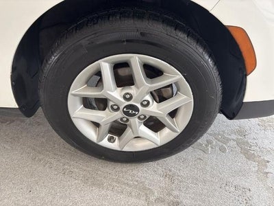 2023 Kia Soul LX IVT