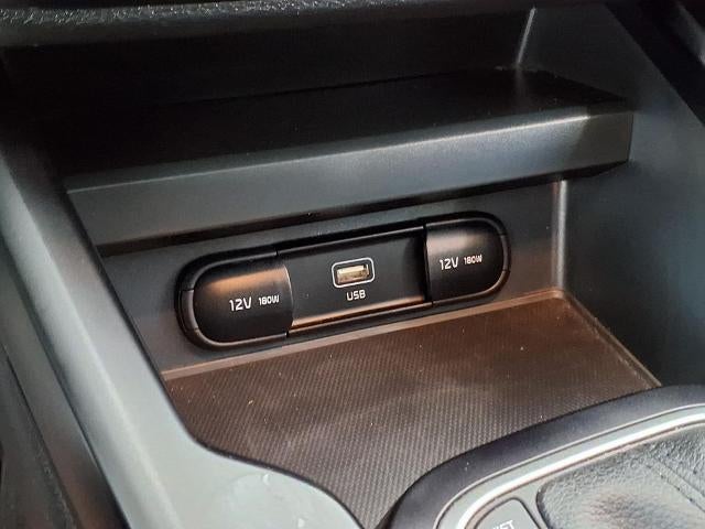 2024 Kia Soul LX IVT