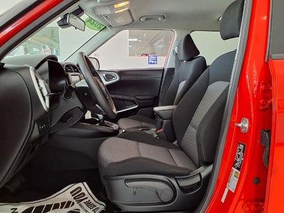2024 Kia Soul LX IVT