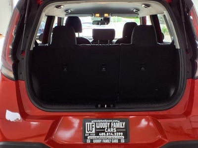 2024 Kia Soul LX IVT
