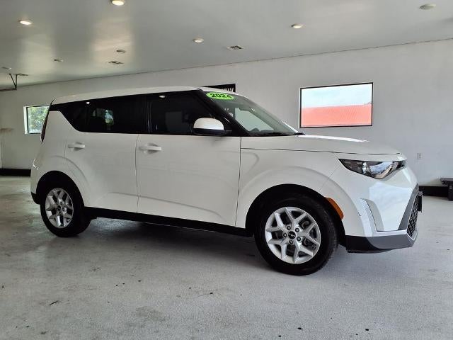 2024 Kia Soul LX IVT