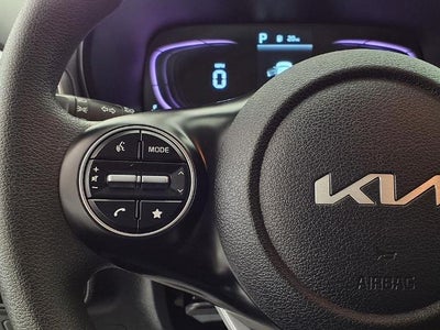 2024 Kia Soul LX IVT