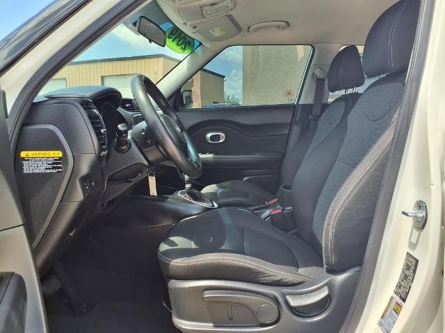 2019 Kia Soul + Auto