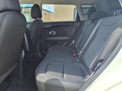 2019 Kia Soul + Auto