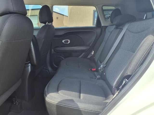 2019 Kia Soul + Auto